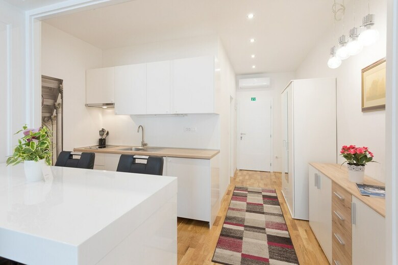 Apartamentos Spacious And Modern Central Triplex- Free Parking!