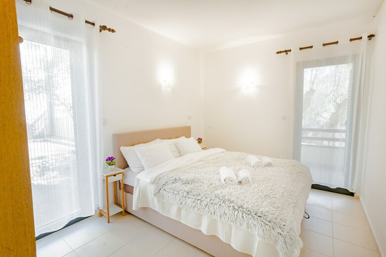 Gregovic Apartments