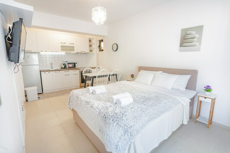 Gregovic Apartments