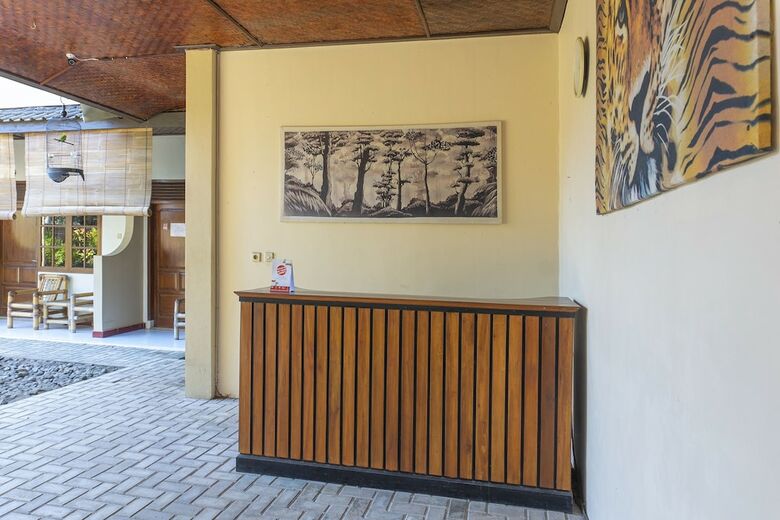 Hostal Oyo 1449 Cahaya Guest House