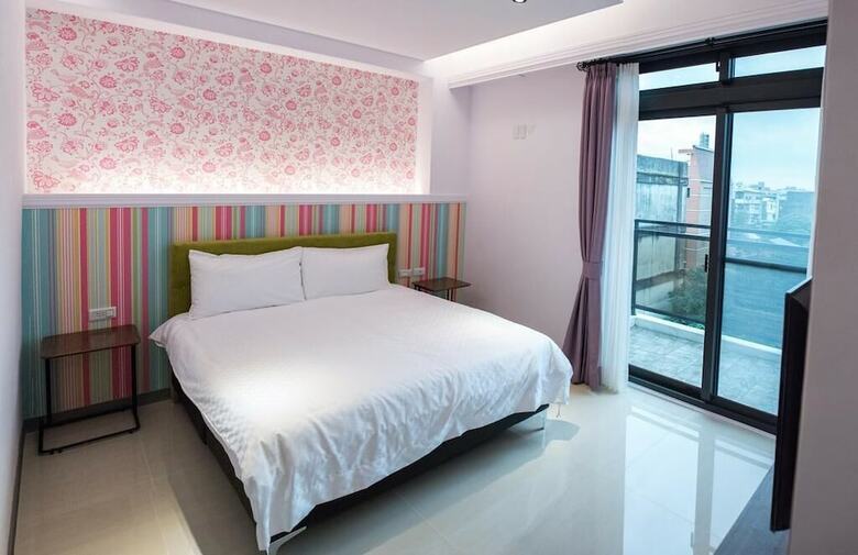 Hotel Travel Mind