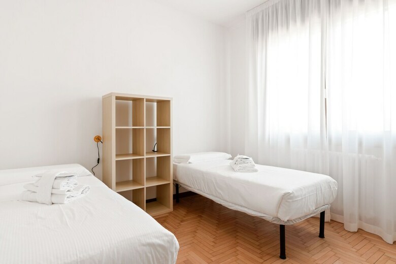 Santa Rita Roomy Apartment