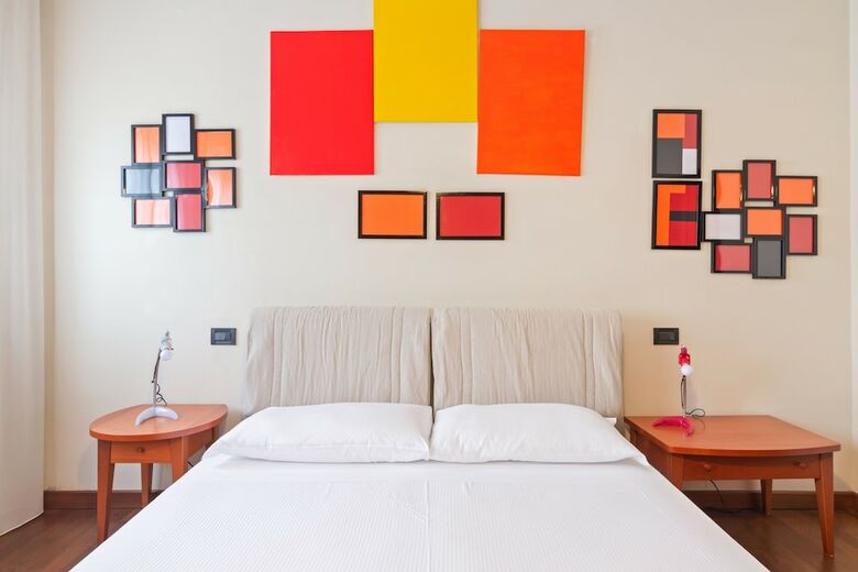 Torre Roomy Apartment