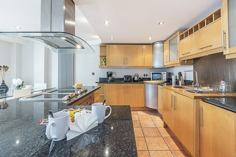 Canary Wharf Luxury Apartments