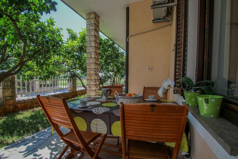 Apartamentos Sanja