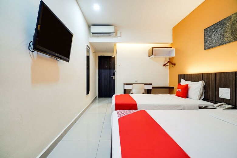 Oyo 89683 Gm Holiday Hotel Permai Jaya