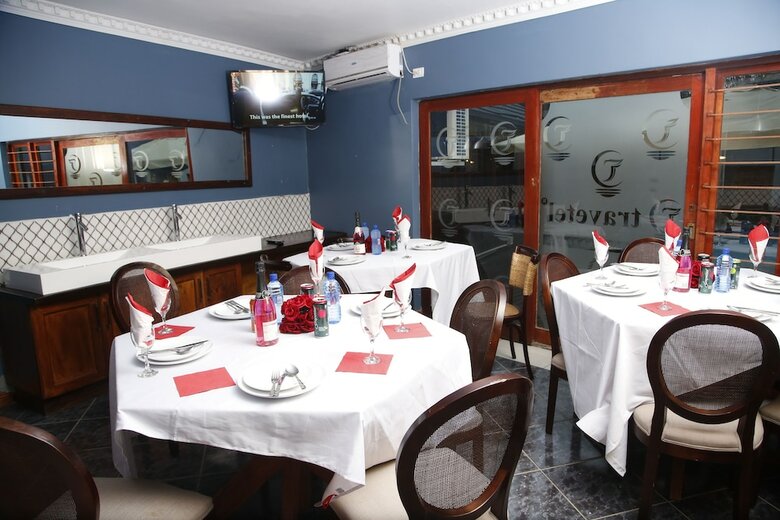Travetel Or Tambo Airport Hotel