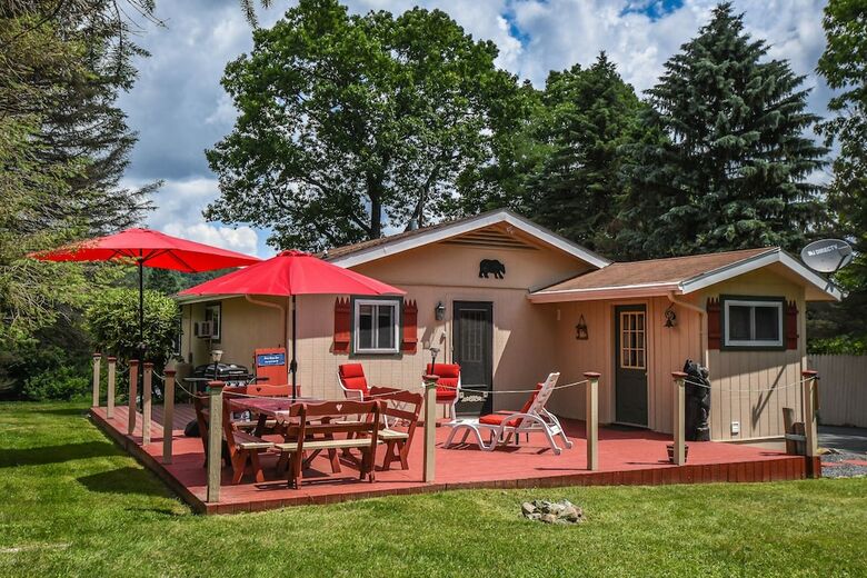 Wild Bear Cottage