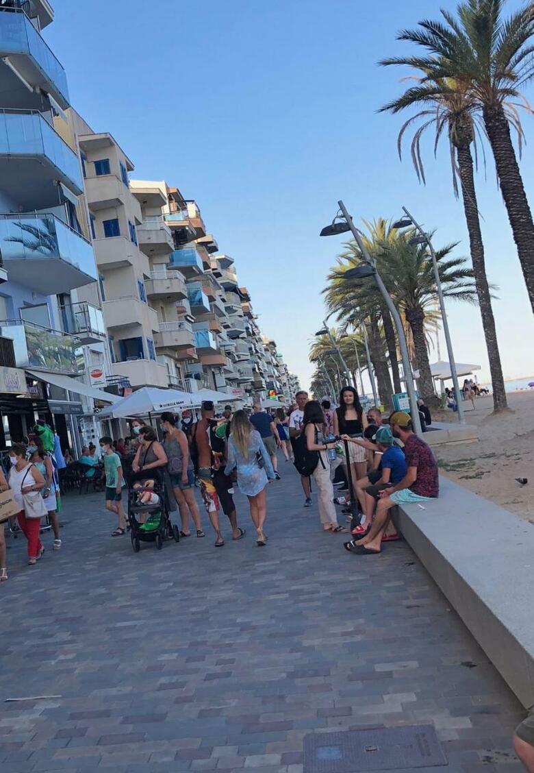 Apartamentos Face � La Mer