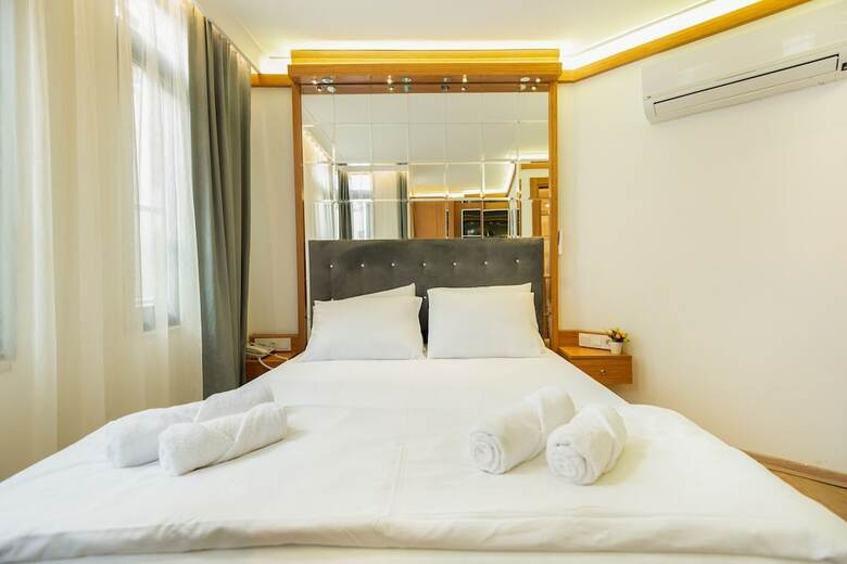 Hotel Seven Rooms Oldcity