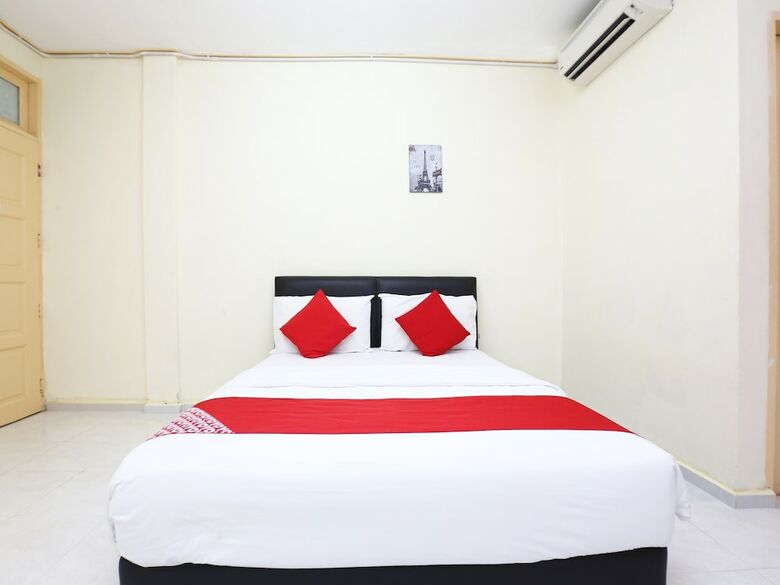 Oyo 89640 Hotel Pelangi Marang