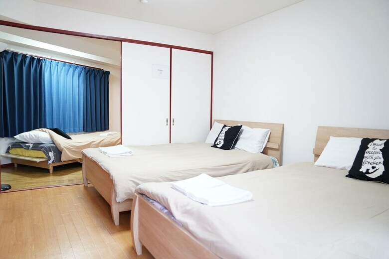 Metro Daikoku Apartment
