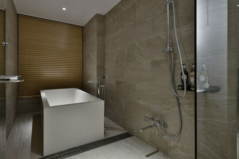 Hotel Lequ Okinawa Chatan Spa & Resort