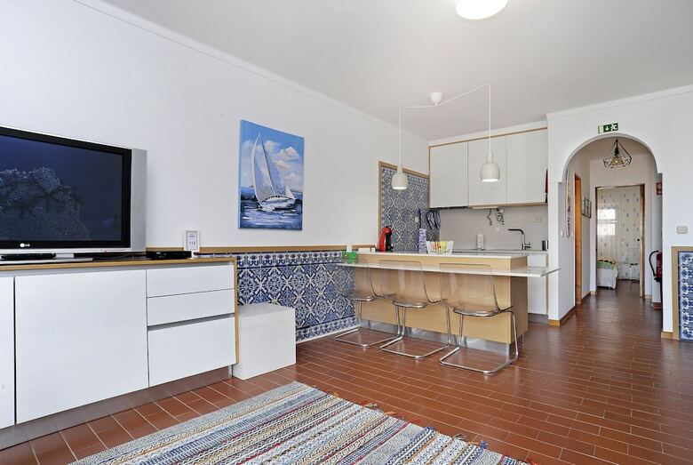 Azenha Apartment