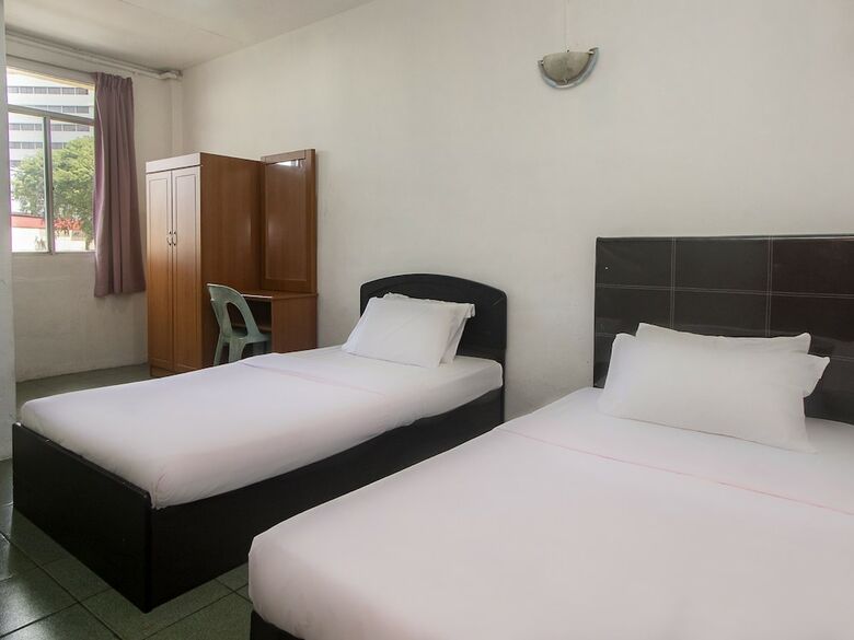 Spot On 89706 To-day Hotel