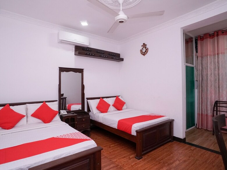 Hotel Oyo 489 Shirantha Rest