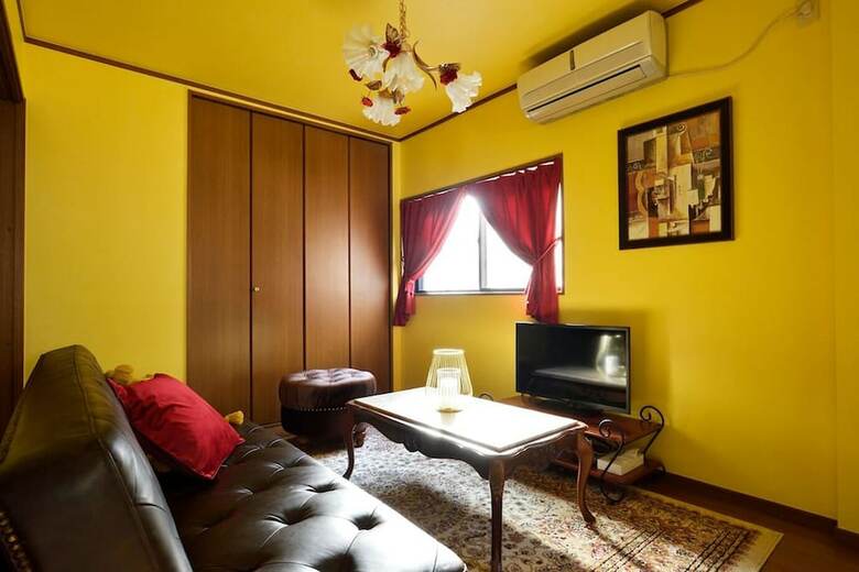 Private House St8