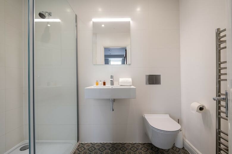 Majestic Modern Home Close To Waterloo�