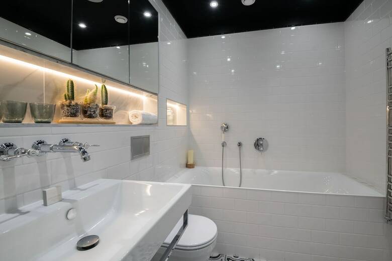 Majestic Modern Home Close To Waterloo�
