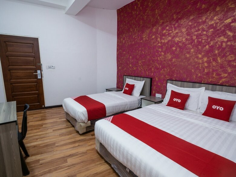 Hotel Oyo 89840 69 Room 4 Stay