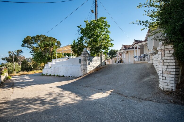 Apartamentos Zoumpouli Village