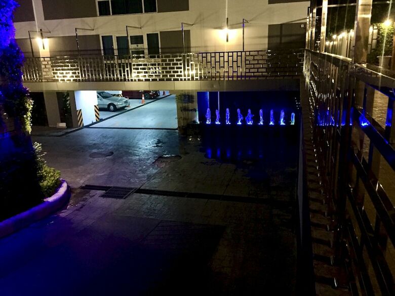 Luxury Apartments In Grand Avenue