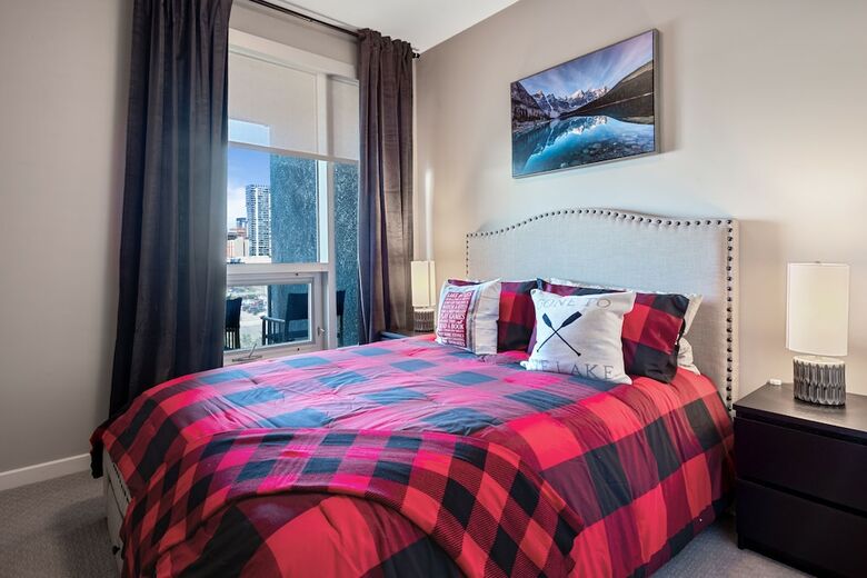 Apartamentos Simply Comfort. Modern Downtown Condos