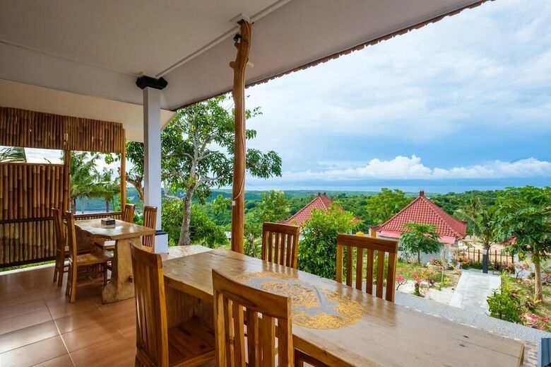 Bed & Breakfast Selumbung Ocean View Bungalow