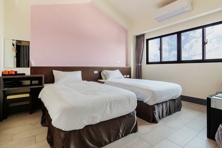 Hotel 98inn