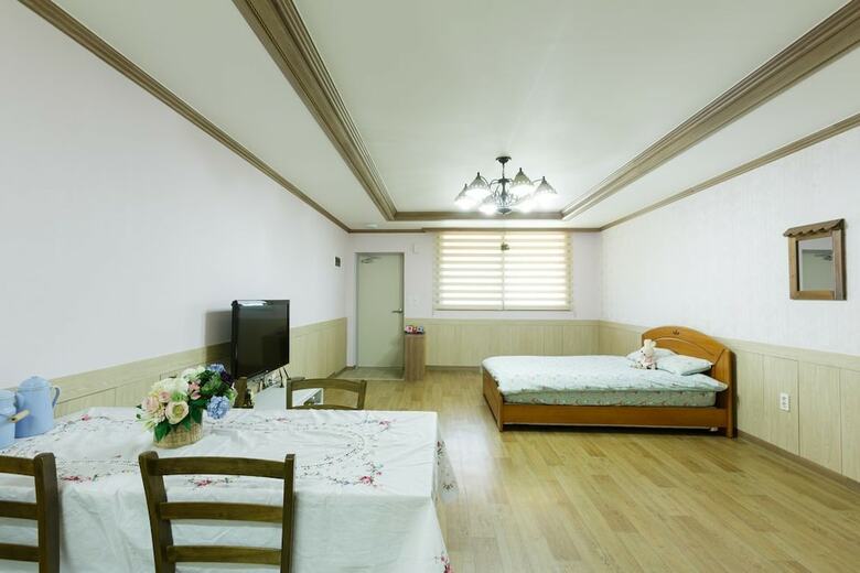 Suncheonbay Happy Day Pension