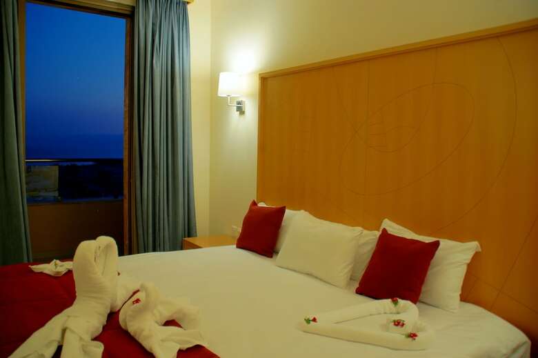 Hotel Ramada Resort By Wyndham Dead Sea