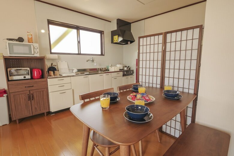 Maru House