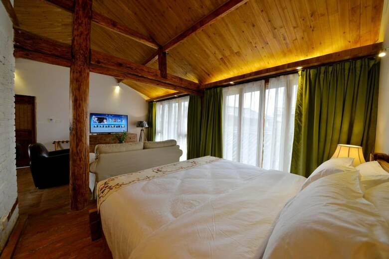 Bed & Breakfast Lijiang Seven Island Resort
