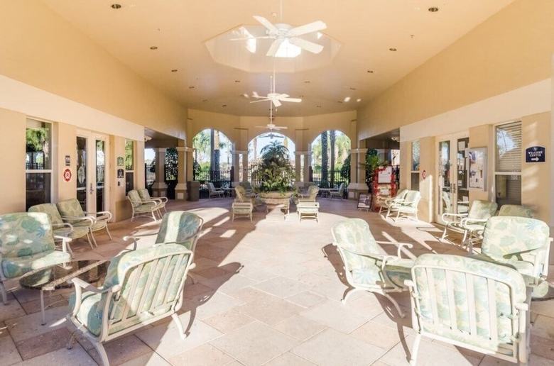 Svv 034 - Sunny Hilltop 5 Bed Pool Home