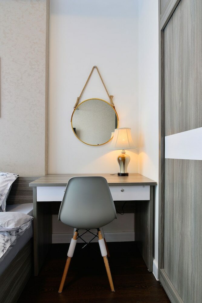 Pho Quang Luxury 2brs Apartments