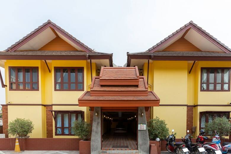 Oyo Yellow Tique Hotel