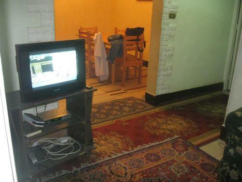 Three-bedroom Apartment At Nazlet El Semman