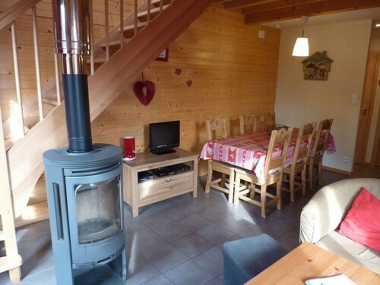 Cozy Chalet In Li�zey With View Of French Countryside
