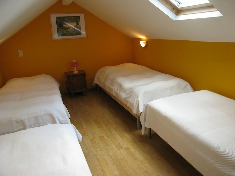 Spacious Apartment In Ondenval With Terrace
