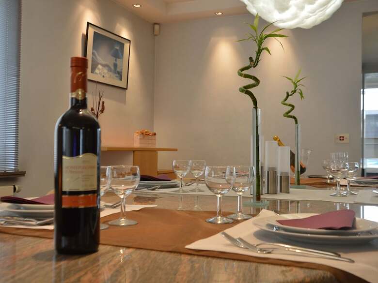 Beautiful Villa For Groups With Swimming Pool, Sauna And Free Wifi