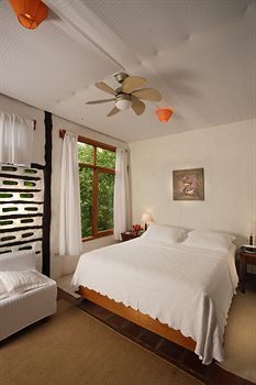Hotel Red Mangrove Aventura Lodge