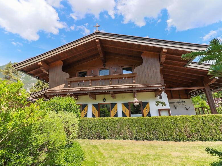 Quaint Holiday Home Tyrol With Garden