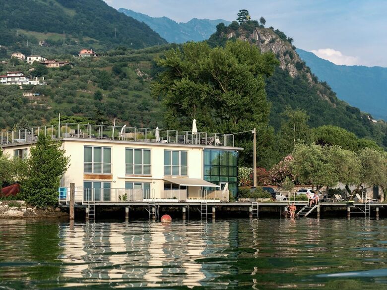 Luxurious Apartment In Marone Overlooking Lake Iseo