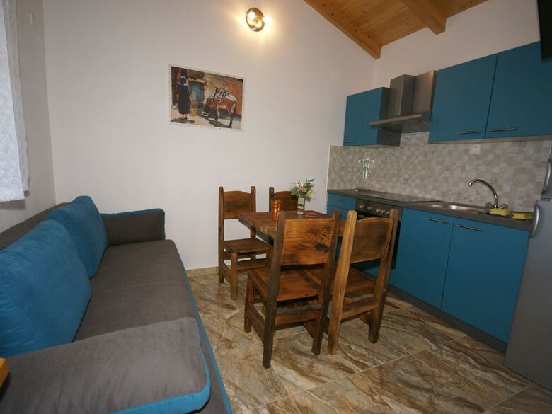 Luxurious Villa With Private Pool In Trilj, Dalmatia