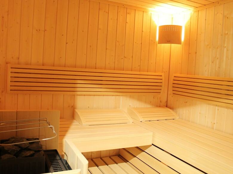 Charming Chalet In Mauterndorf With Sauna And Jacuzzi