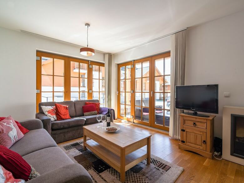 Stunning Apartment In Rauris By The Forest