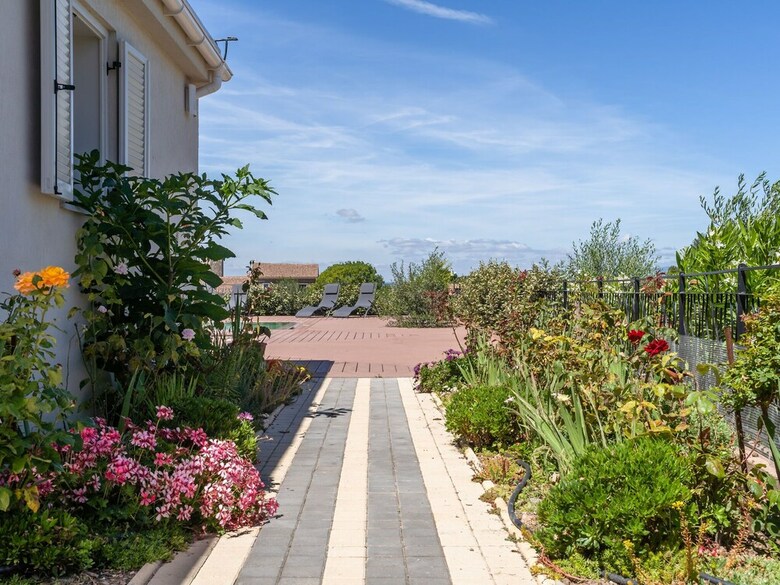 Luxury Villa With Private Swimming Pool In Oupia