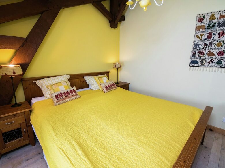 Luxurious Holiday Home In Buzon With Private Pool