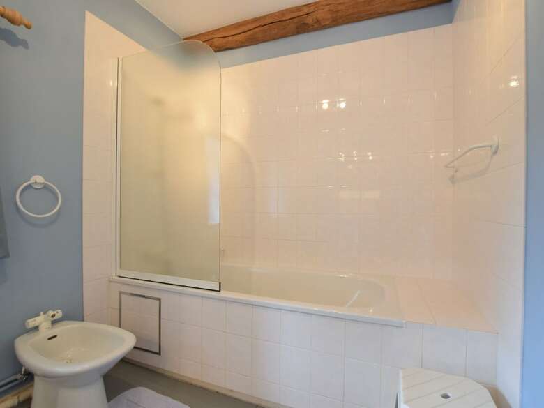 Authentic Cottage In Weris With Private Garden