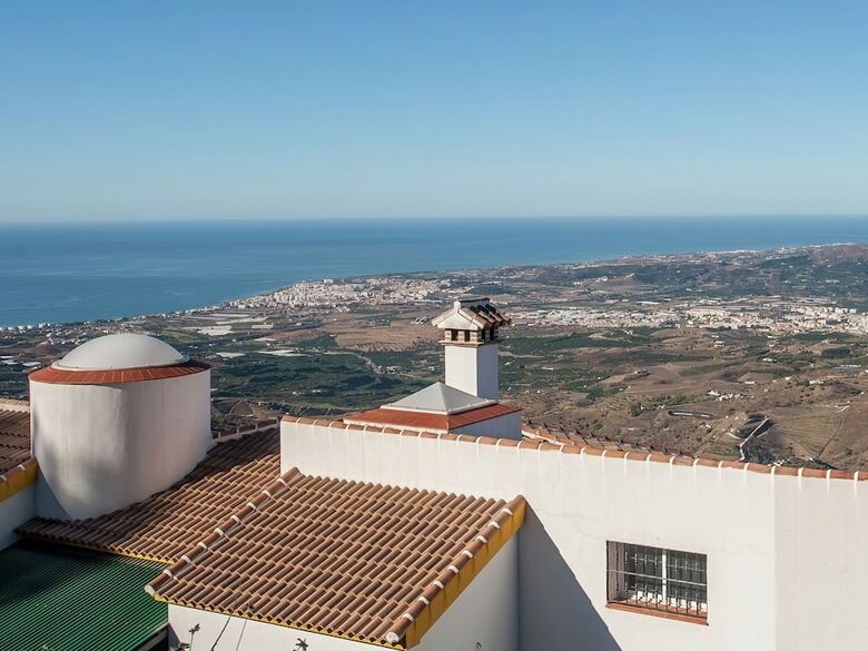 Comfortable Villa In Arenas With Private Pool